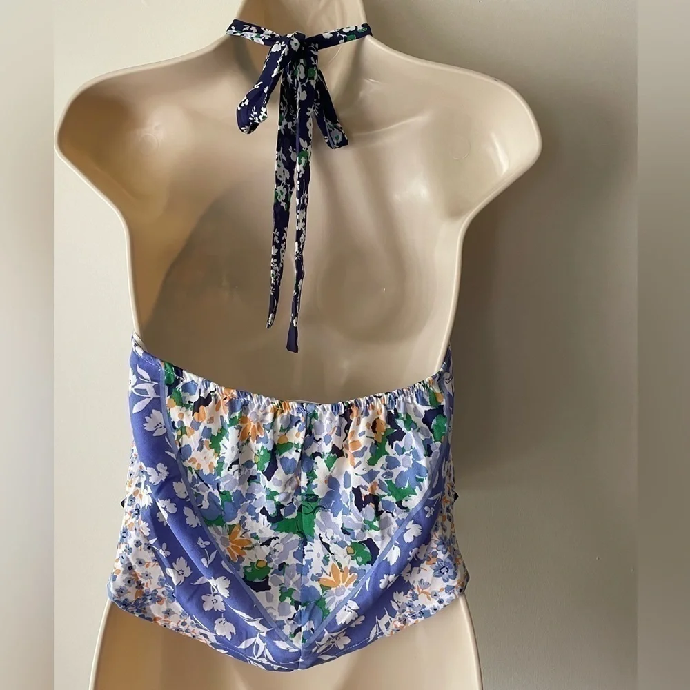 Sienna Sky cropped halter top size small blue floral design